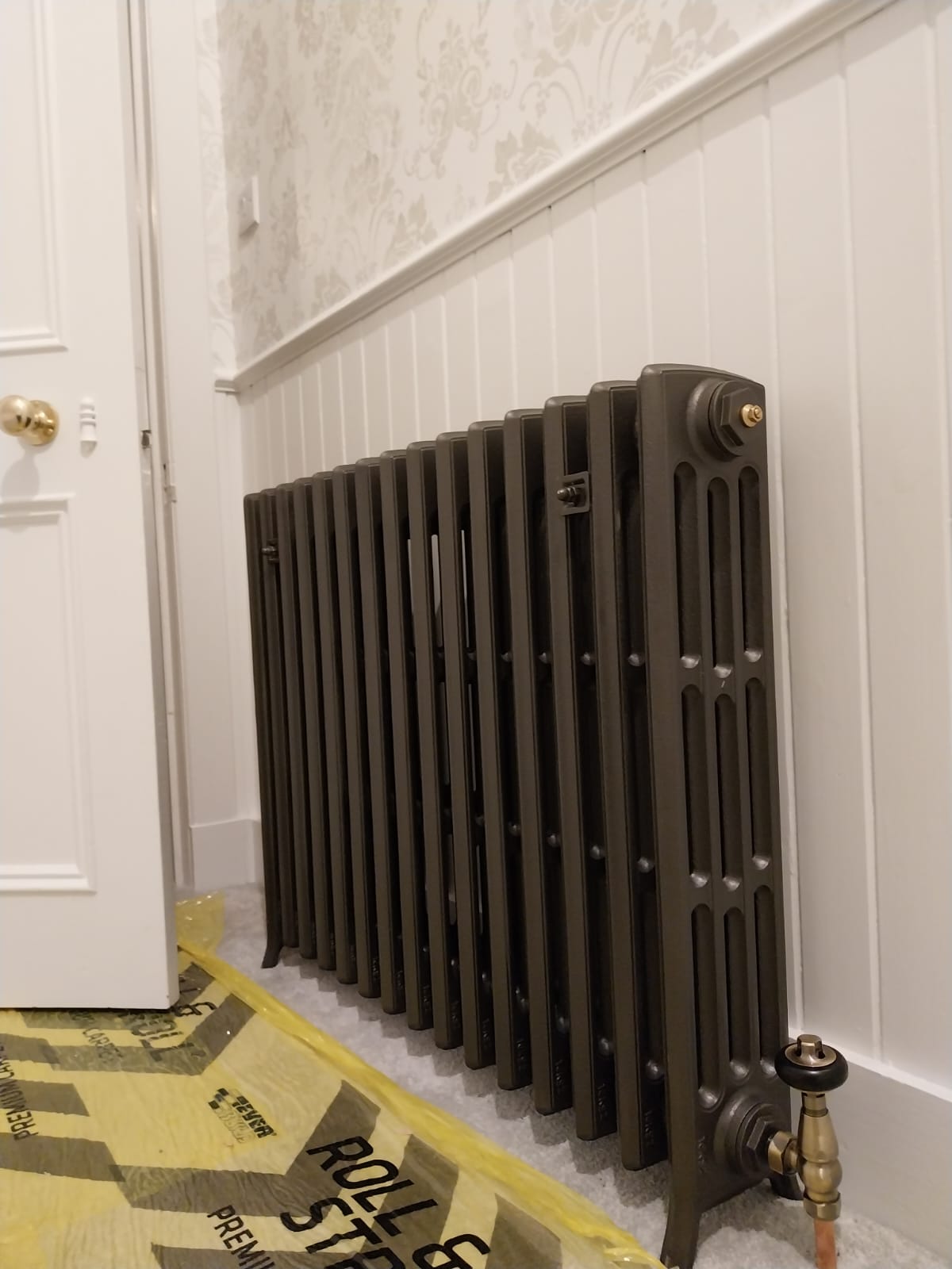 Stelrad Artisan Cast Iron Column